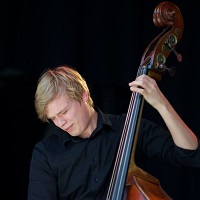 Viktor Nyberg, contrebasse